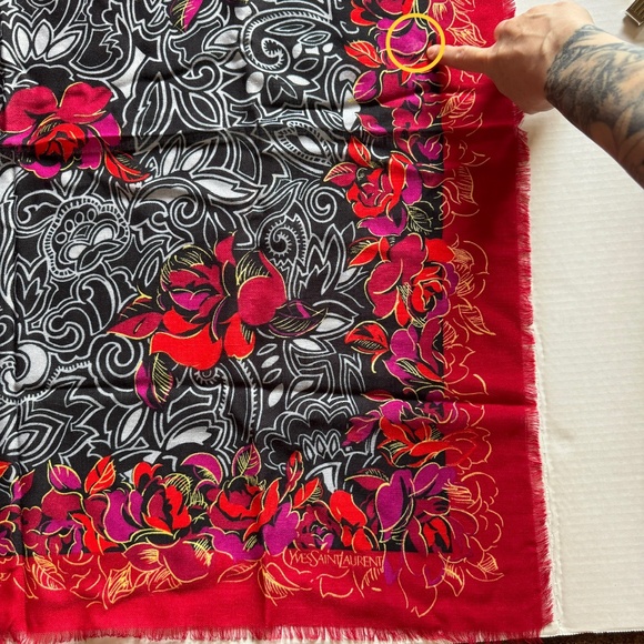 Yves Saint Laurent Wool Shawl Vintage YSL Rose Print - Picture 10 of 15